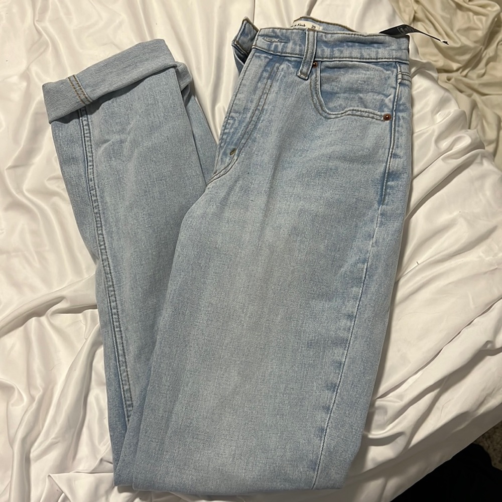 Curve love Abercrombie 90s straight